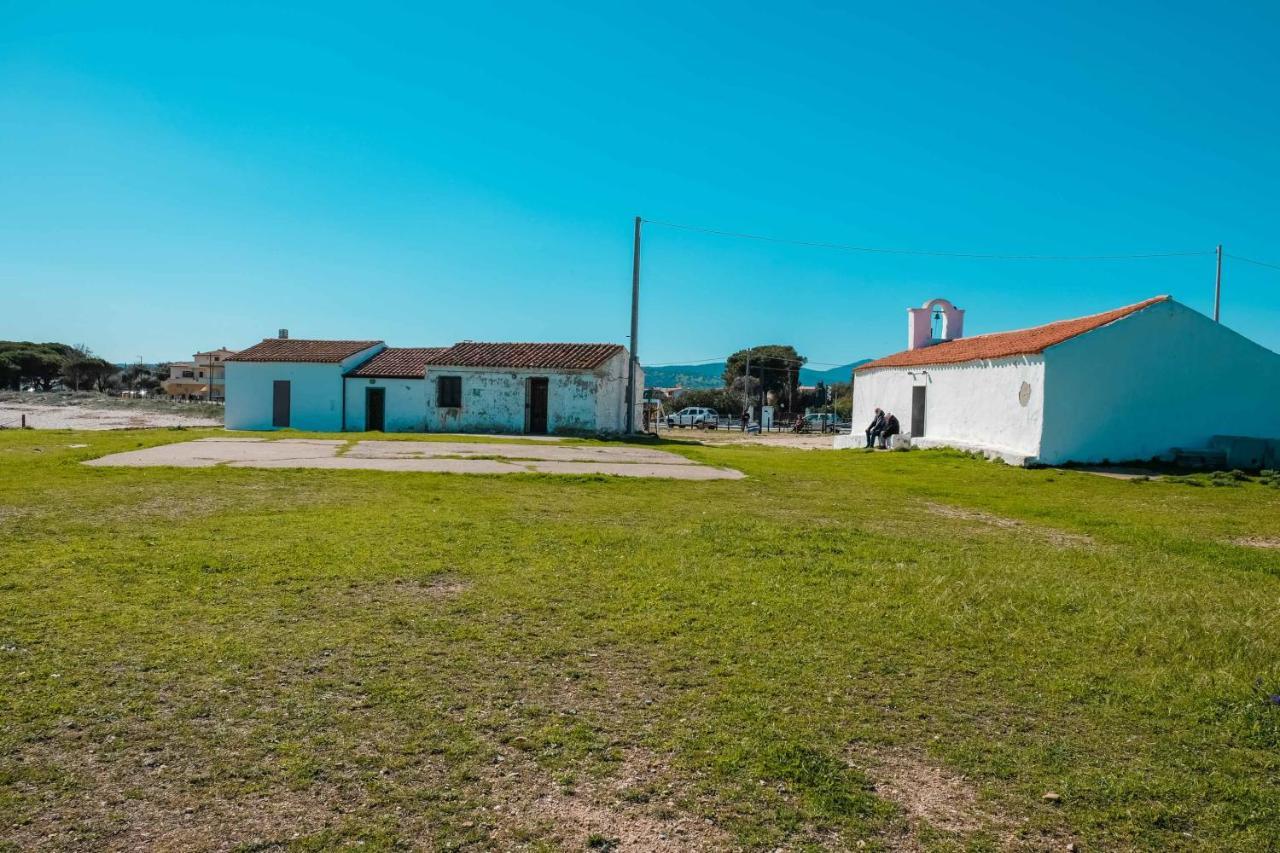 Santu Juanne -Ammentos Posada- A Due Passi Dalla Spiaggia San Giovanni  Extérieur photo